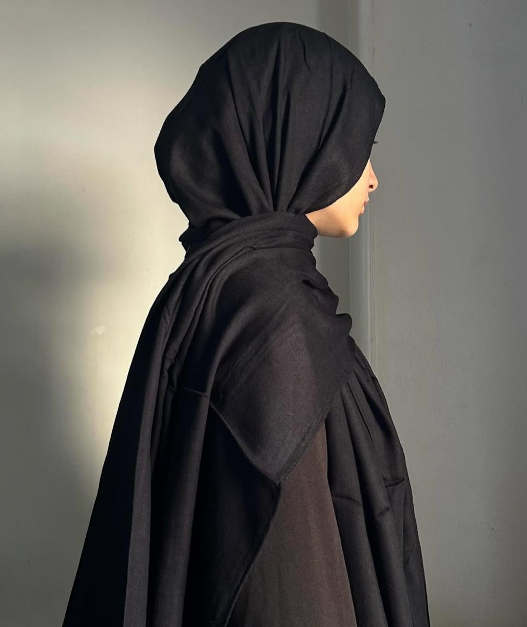 طرحة قطن كلاسيك بألوان مختلفة